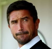 キューウェル監督、リーグ戦初指揮で「レッドカードを食らって退場」