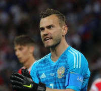 W杯のロシア8強GKアキンフェエフ、32歳で代表引退を発表