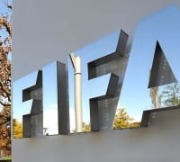 FIFAの倫理官、汚職関与の疑いで身柄を拘束される