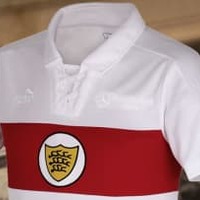 シュトゥットガルトが125周年記念ユニフォームを発表！胸元の編上げが超レトロ