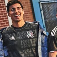 メキシコ代表、コパ・アメリカに向けた新ユニフォーム発表！「黒ホーム」が復活