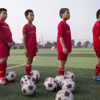 中国、本気だぜ…「サッカー幼稚園」を全国に設立へ