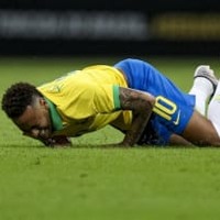 ネイマールがコパ・アメリカ欠場…靭帯損傷の瞬間がこれ