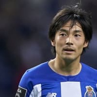 中島翔哉、ポルトで公式戦初ゴール！「もみくちゃ祝福」がこれ