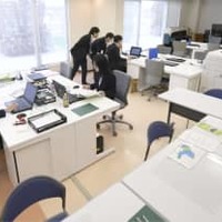 福島県双葉町の避難指示が一部解除され、開設された「双葉町役場コミュニティーセンター連絡所」＝4日午前9時27分