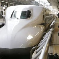 東海道新幹線の「N700A」＝2013年2月、JR東京駅