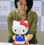 案内はキティロボにお任せ