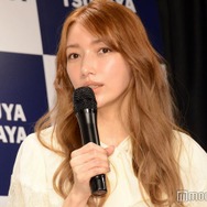 後藤真希、大きめTシャツ×白網タイツで太もも大胆魅せ「美しすぎる」「スタイル抜群」の声