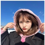 村重杏奈の妹・エリカ、水着姿披露「スタイル抜群」「センス良い」の声