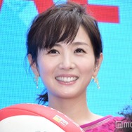 高島彩、スラリ美脚披露 衣装姿に「綺麗」「眩しい」と反響