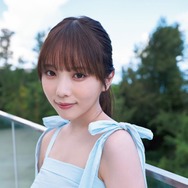 乃木坂46与田祐希、美ボディライン際立つキャミ姿「TRIANGLE magazine 03」特典解禁