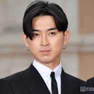 松田翔太、父・松田優作さんの命日に想い馳せる 生前の写真公開「一年365日で一番悲しい日なのかもしれない」