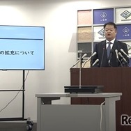 少人数教育の拡充について発表する長崎幸太郎山梨県知事（2024年11月26日）