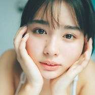 豊島心桜、“禁断ボディ”披露 1st写真集未収録カット公開