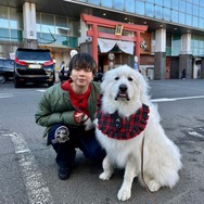 NEWS増田貴久、SixTONES松村北斗にライバル意識？「プレッシャー感じています」驚きの手相も判明