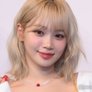 LE SSERAFIMチェウォン、オン眉×金髪ロング姿でイメージガラリ「衝撃ビジュ」「かっこいい」絶賛の声