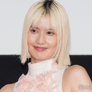 橋本愛、事務所移籍後初の公の場 新ヘアに客席から「似合ってるよ」の声【早乙女カナコの場合は】