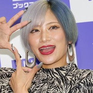 ぱーてぃーちゃん信子、黒髪ロングで印象ガラリ「お嬢様オーラすごい」「女優さんみたい」の声