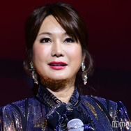 はるな愛、水着姿で美谷間披露 ハワイでのオフショットに「セクシー」「美しい」と反響