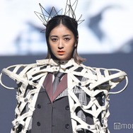 みちょぱ、香川で初開催「TGC」でトップバッター 個性派レザーガウン着こなす【TGC香川2025】