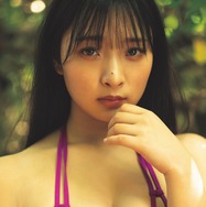 オファー殺到中・沢美沙樹、水着姿で豊満バスト溢れる