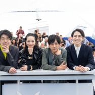 二宮和也＆小松菜奈ら「８番出口」8分間のスタオベに感動 カンヌのフォトコール登場