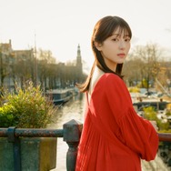 浜辺美波、25歳記念写真集決定 撮影地はオランダ「前作からの時の流れを楽しんで」