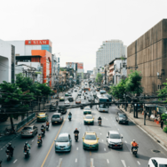 【タイ旅行】道端で寝る人を見かけ…→外で寝る理由を知った瞬間「理解が深まった」