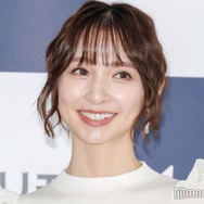 篠田麻里子、タイで元AKB48メンバーと再会 オフショットに仲川遥香も反応「姉妹みたい」の声