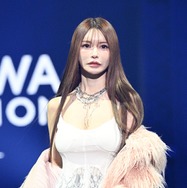 五十嵐美咲、美バスト披露で色気全開【オキコレ2025】