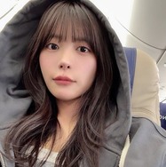 RIZINガール・竹内花、温泉での美バスト際立つオフショットに「セクシー」「笑顔可愛い」と反響
