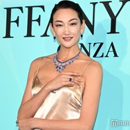 冨永愛、自身が輝いた瞬間は「毎日です」ゴールドキャミドレス姿で圧巻オーラ放つ【ティファニー銀座 オープニングイベント】