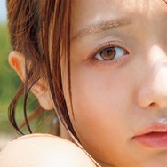森香澄、美脚＆美バスト輝く「FRIDAY」異例の3度目登場で未発表カット放出