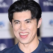 小島よしお「鬼滅の刃」コスプレで期日前投票へ「完成度高い」「目立って仕方ない」と反響