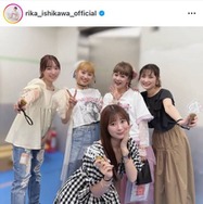 「みんな素敵」石川梨華、“愛ガキ”ライブのモー娘。OG集合写真にファンほっこり「いい表情」「可愛い」
