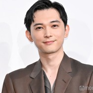 吉沢亮、背中の刺青は4時間かけて完成「朝の2時くらいに入って」【国宝】