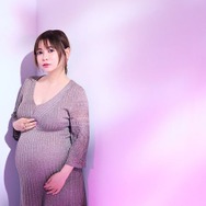 中川翔子、マタニティフォトをメディア初公開 蜷川実花が撮り下ろし「夢のようでした」