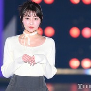 大人の「今日好き」高橋かの、肌見せスタイルが色っぽい【関コレ2025A/W】