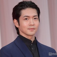 松下洸平、結婚後初の公の場 報道陣からの問いかけに笑顔
