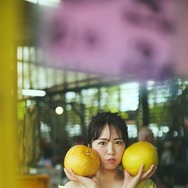 “グラビアレジェンド”磯山さやか、デビュー25周年写真集決定 艶やかなランジェリー姿・大胆ショットも