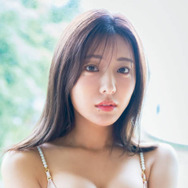 白戸ゆめの、豊満バスト際立つ水着SHOTにドキッ！“アナウンサー界No.1スタイル”に釘付け