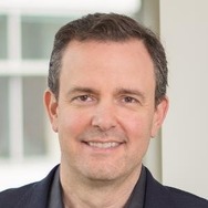 米Udemy社CEO ヒューゴ・サラザン氏