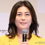 氷川きよし、両親顔出し親子3ショット公開 20年前の姿に「お母様と似てる」「温かい写真」の声