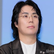 令和ロマンくるま、初出演映画舞台挨拶で共演俳優と“衣装被り”「なんでこんな男前と…」【ミーツ・ザ・ワールド】