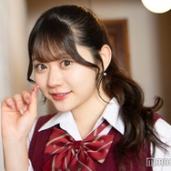 「今日好き」りんか、膝上ミニスカから美脚スラリ「脚長すぎ」「圧巻スタイル」の声