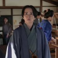 朝ドラ「ばけばけ」板垣李光人が朝ドラ初登場「一瞬で雰囲気変わる」「納得の遺伝子」と反響 ラストの空気感にも注目集まる