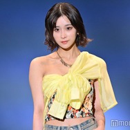 金子みゆ、美脚＆美ウエストチラ見せ「とてつもなく可愛い」「スタイルが良すぎる」の声