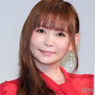双子出産の中川翔子、川の字で眠る親子ショット公開「9日で14キロ体重が違う」産後の体の変化も告白
