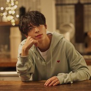 timelesz松島聡「ピーチ・ジョン」“恋するルームウェア”着こなす 動画テーマ曲は「Head Up」