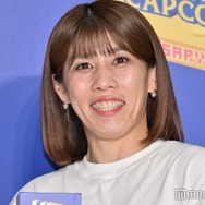 吉田沙保里、ミニスカ×裸足でダンス「脚綺麗」「体幹最強」と話題に